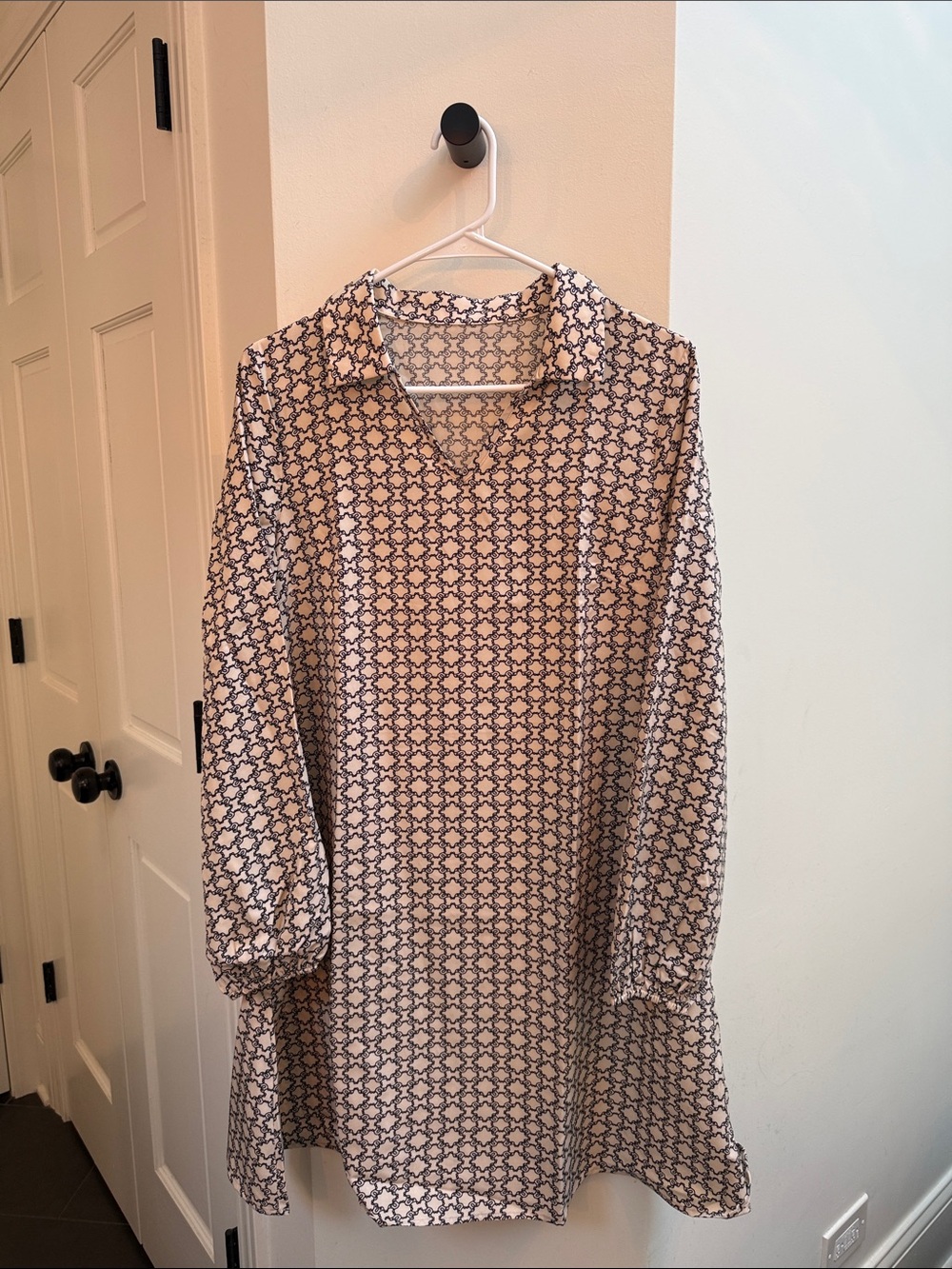 Women's Cream and Black Geometric Button-Down Shirt Dress
